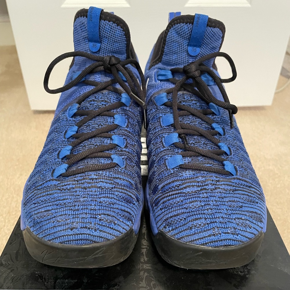 Nike Zoom KD.  Game Royal/White-Black